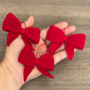 Red Crochet Bow5